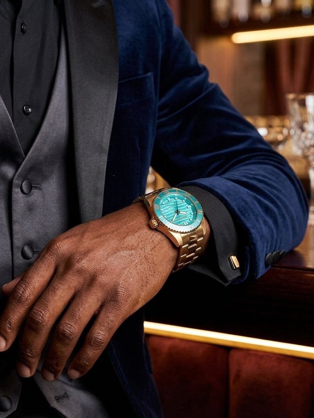 Invicta Pro Diver Swiss Limited Edition 42mm Gold - Turquoise Wave Dial